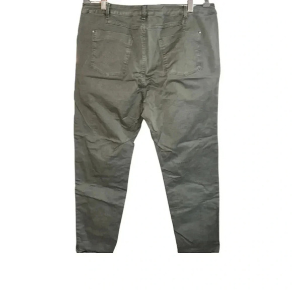 Soft Surrounding Olive Green Cropped Utility Pants Size 14 - Picture 5 of 7